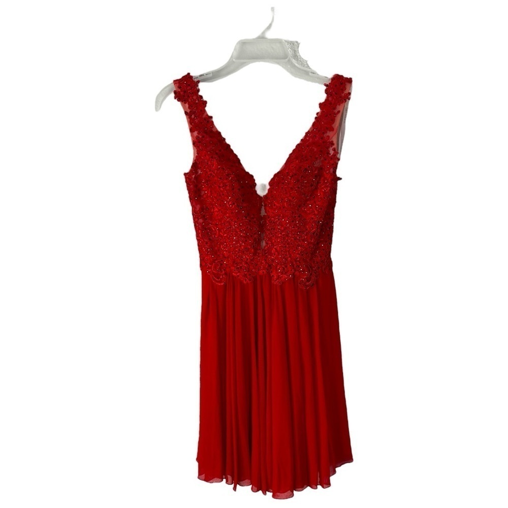 Sherri Hill Lace V Neck Bodice Low Back Chiffon Skirt Size 0